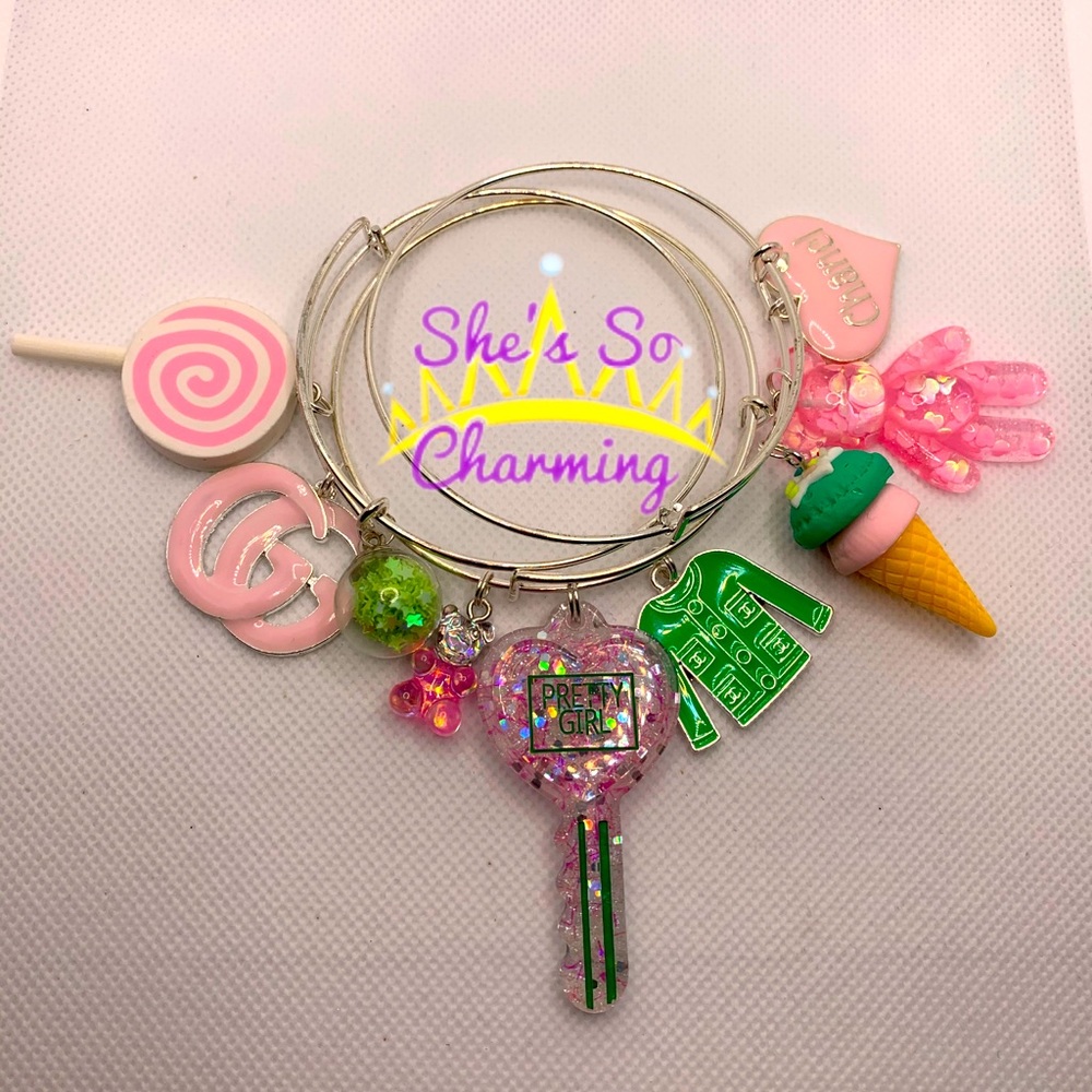 Charm bracelet